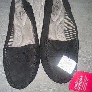 Dexflex Comfort Suede Loafer EUC Size 8.5 Comfy!